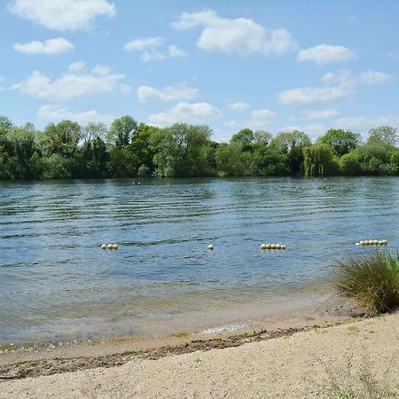 Caterina Lake Lodge South Cerney Exterior foto